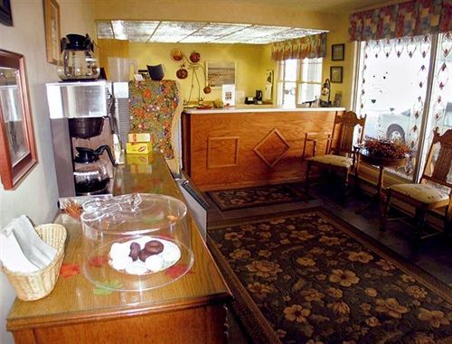 Continental Inn Cheboygan Zewnętrze zdjęcie