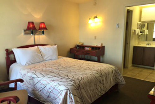 Continental Inn Cheboygan Zewnętrze zdjęcie